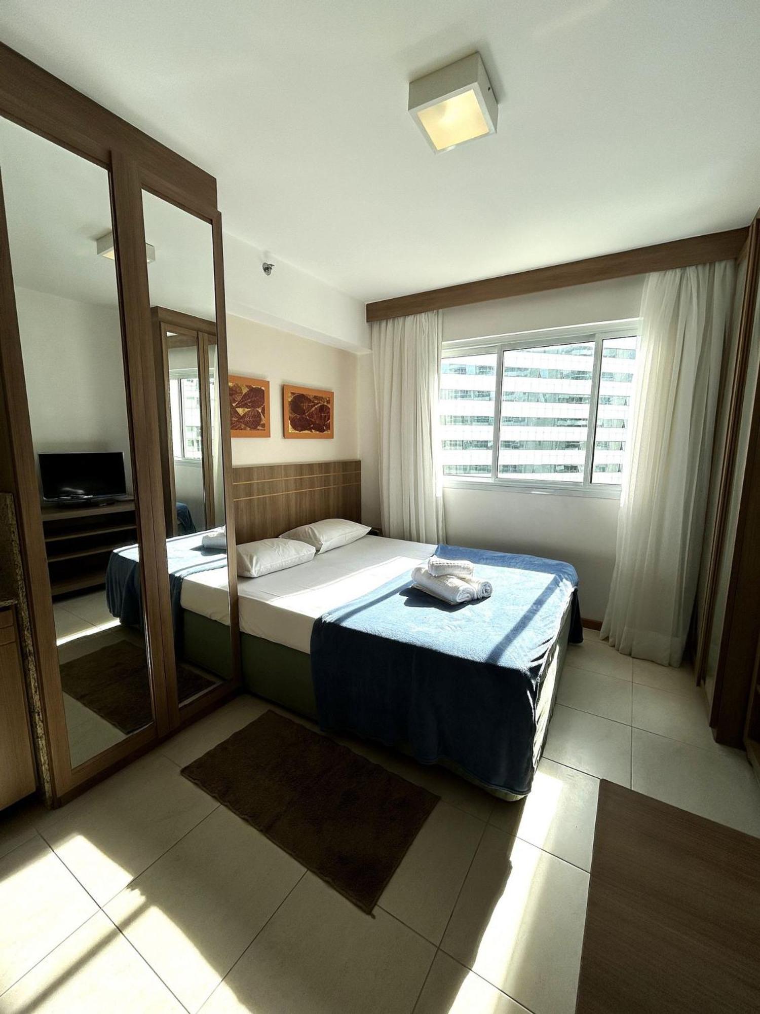 Sm1214 Flat Com Excelente Localizacao Em Regiao Central Brasilia Exterior photo
